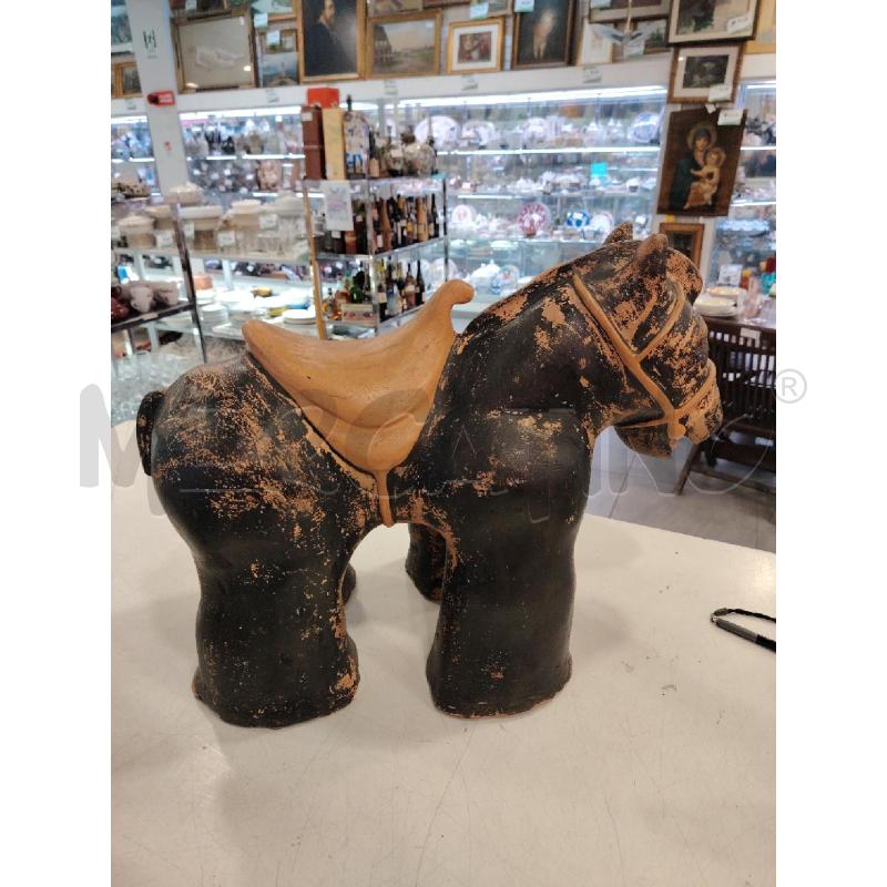 CAVALLO TERRACOTTA NERO  | Mercatino dell'Usato Roma eur 1