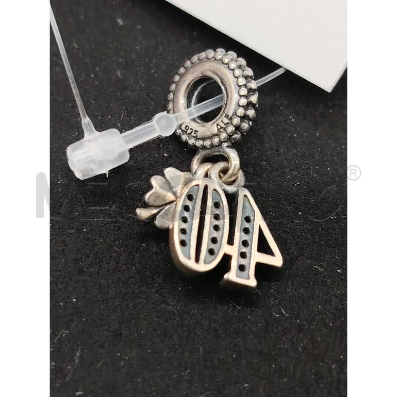 CHARM PANDORA 40 ANNI | Mercatino dell'Usato Roma eur 2