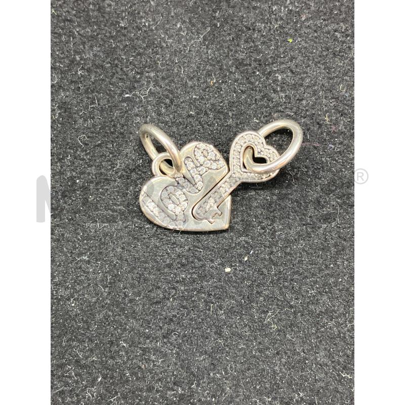 CHARM PANDORA CUORE LOVE + CHIAVE | Mercatino dell'Usato Roma eur 1