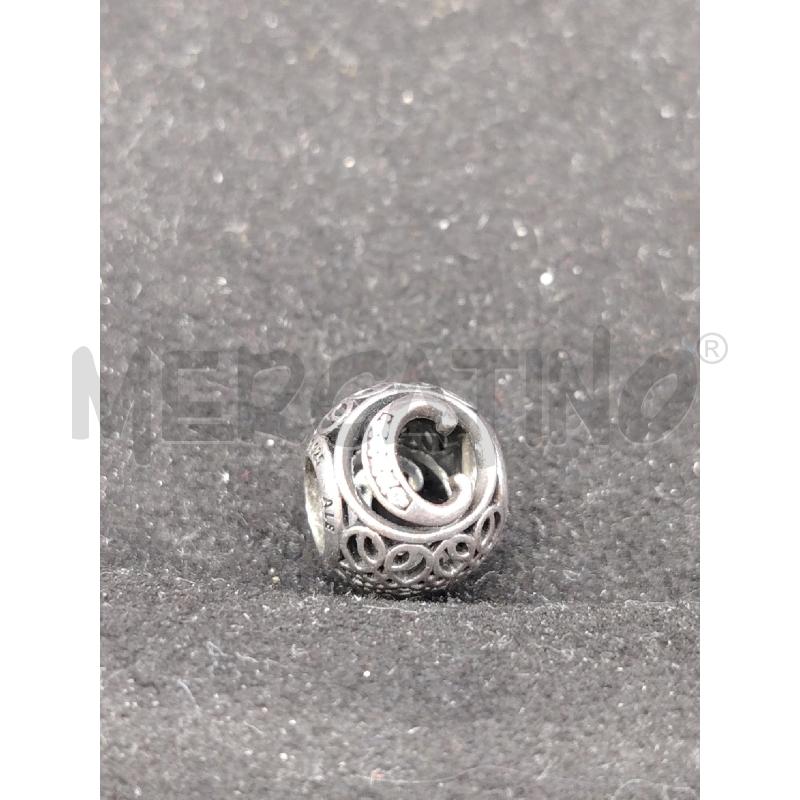 CHARM PANDORA TONDO LETTERA C | Mercatino dell'Usato Roma eur 1