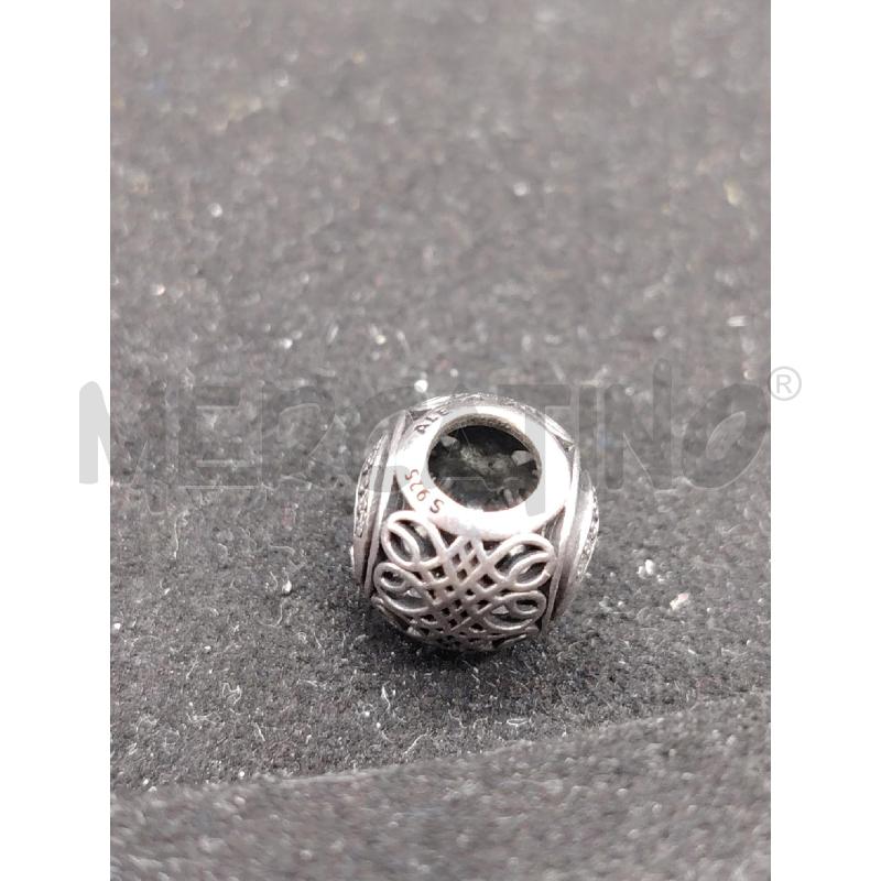 CHARM PANDORA TONDO LETTERA C | Mercatino dell'Usato Roma eur 2