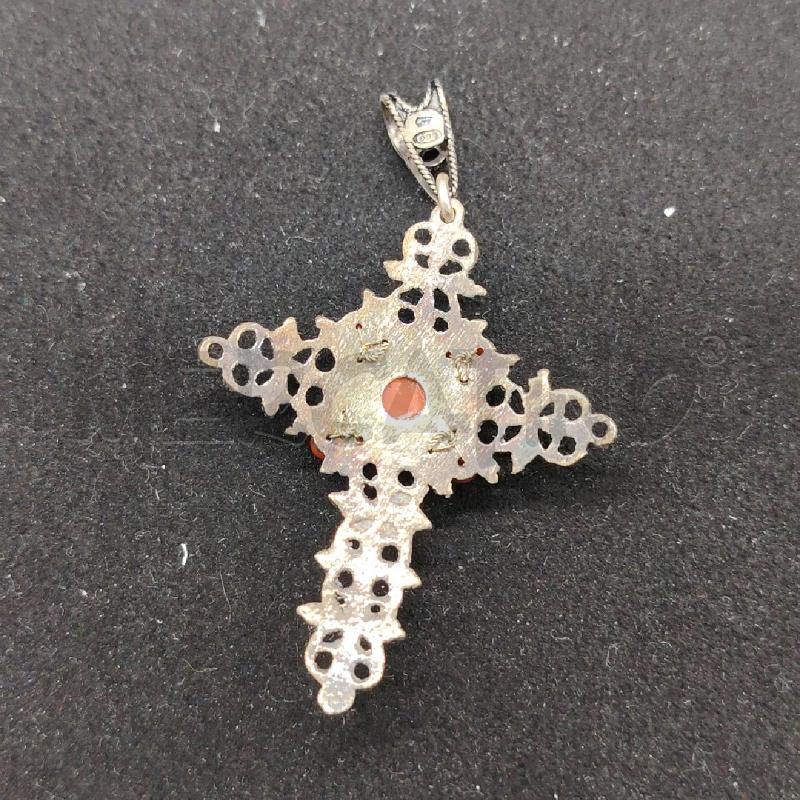 CIONDOLO IL FIORINO FUSION CROCIFISSO PIERE ROSS | Mercatino dell'Usato Roma eur 2
