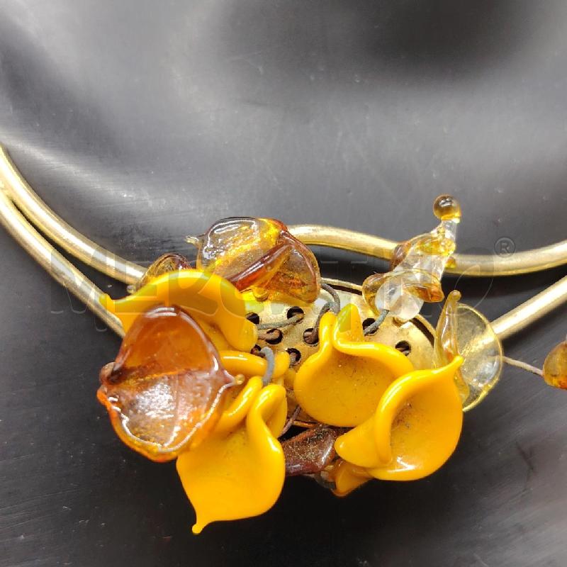 COLLANA DORATA FIORI VETRO ARANCIO  | Mercatino dell'Usato Roma eur 2
