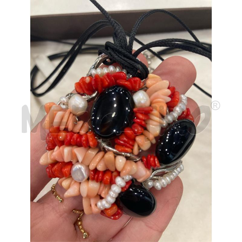 COLLANA FUSION CIONDOLO CORALLINI PIETRE NE | Mercatino dell'Usato Roma eur 2