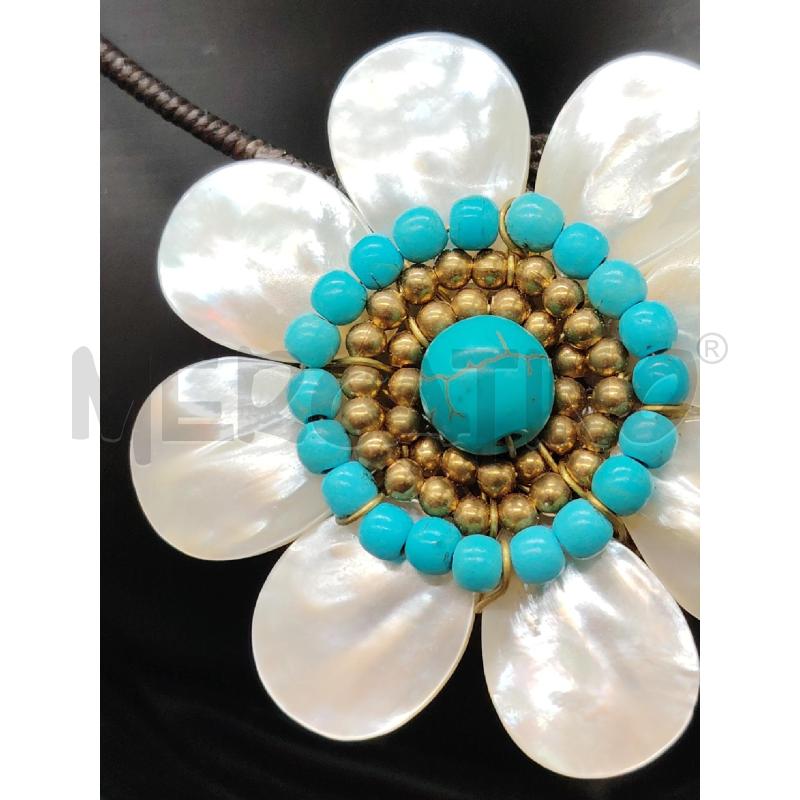 COLLANA RIGIDA FIORE MADREPERLA | Mercatino dell'Usato Roma eur 3