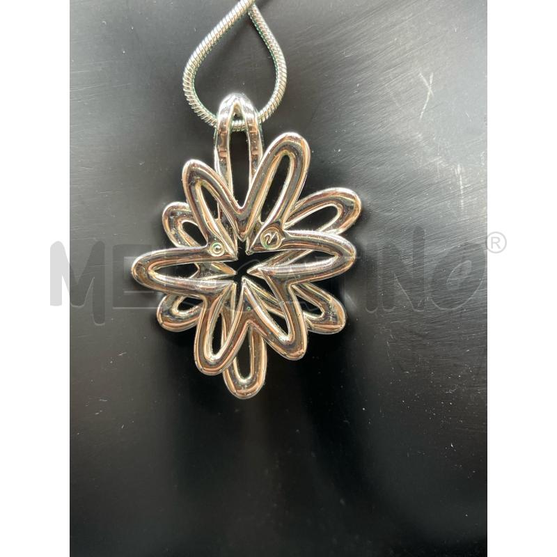 COLLANA SWAROVSKI FIORE STRASS CRISTALLI  | Mercatino dell'Usato Roma eur 3
