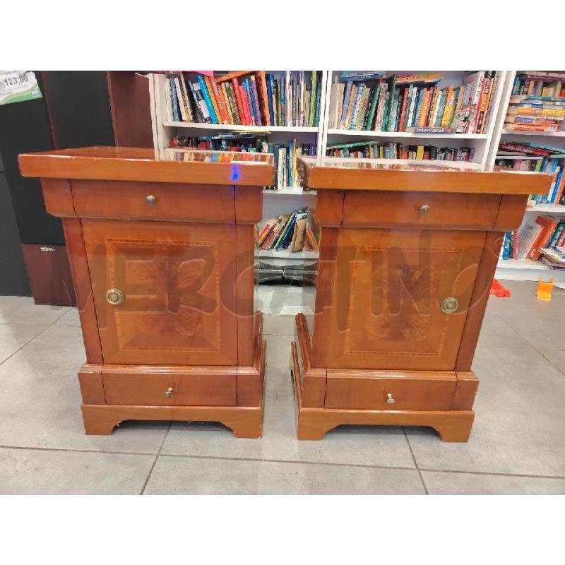 COMODINI COPPIA INTARSI 2 C 2 SP | Mercatino dell'Usato Roma eur 1
