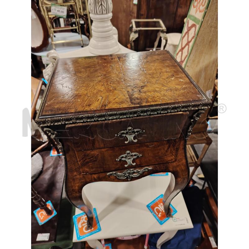 COMODINO 2C FREGI | Mercatino dell'Usato Roma eur 3