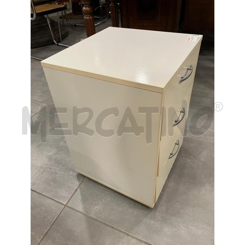 COMODINO BIA 3 C | Mercatino dell'Usato Roma eur 2