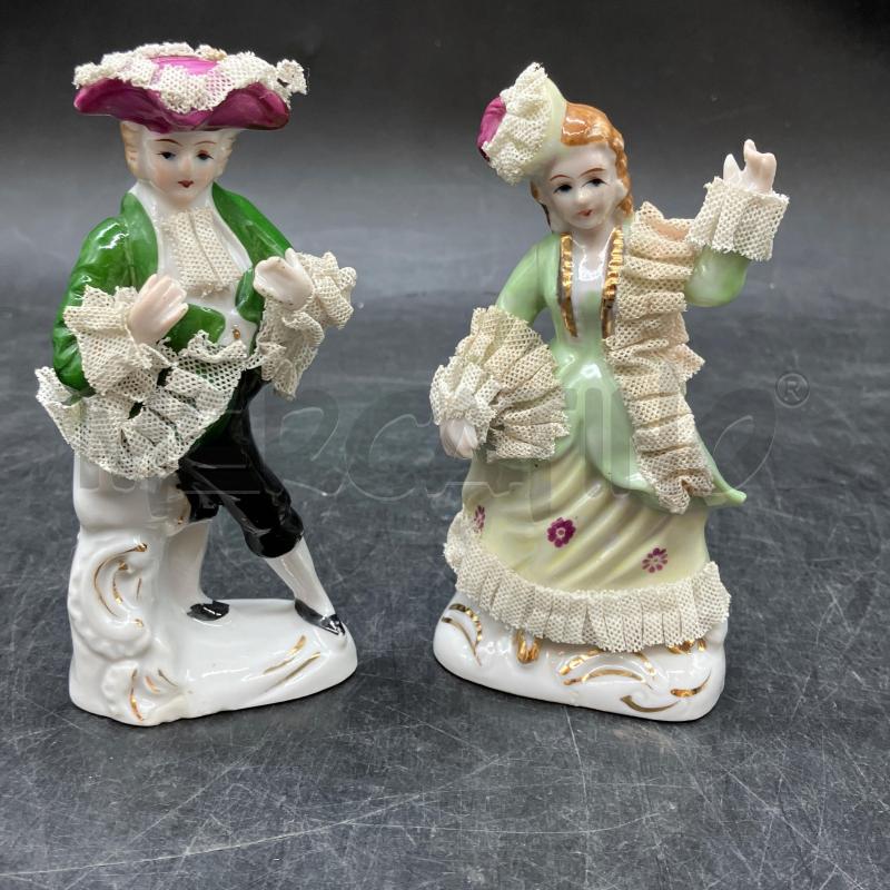 COPPIA STATUINE  | Mercatino dell'Usato Roma eur 1