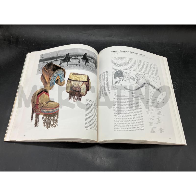 CROSSROADS OF CONTINENTS | Mercatino dell'Usato Roma eur 3
