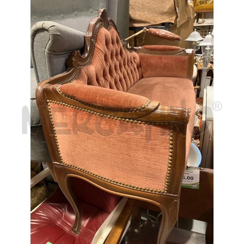 DIVANETTO LEGNO T/ROSSO | Mercatino dell'Usato Roma eur 2