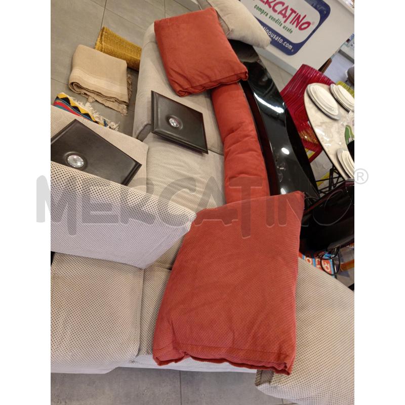 DIVANO 2 PZ. SAPORITI | Mercatino dell'Usato Roma eur 4
