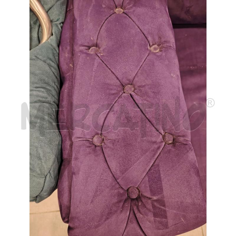 DIVANO 3P VIOLA | Mercatino dell'Usato Roma eur 4