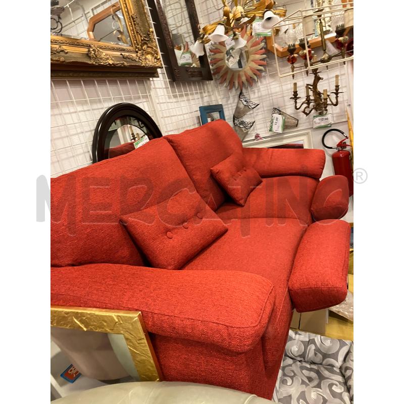 DIVANO FISSO ROSSO POLTRONE E SOFA | Mercatino dell'Usato Roma eur 2