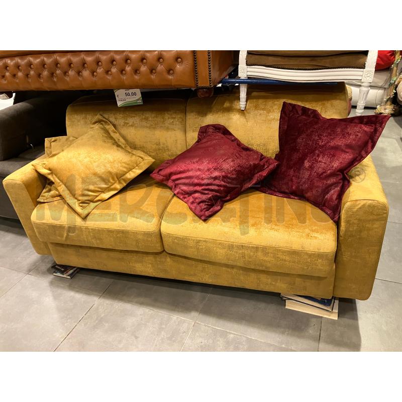 DIVANO LETTO 2P GIA | Mercatino dell'Usato Roma eur 1
