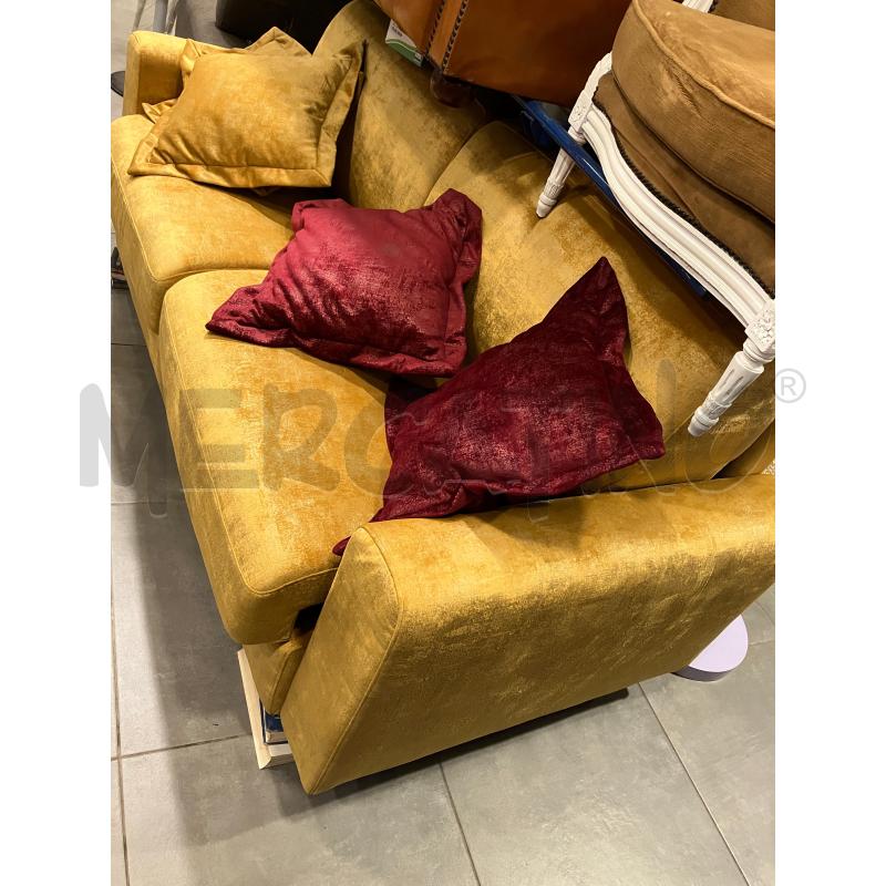 DIVANO LETTO 2P GIA | Mercatino dell'Usato Roma eur 2