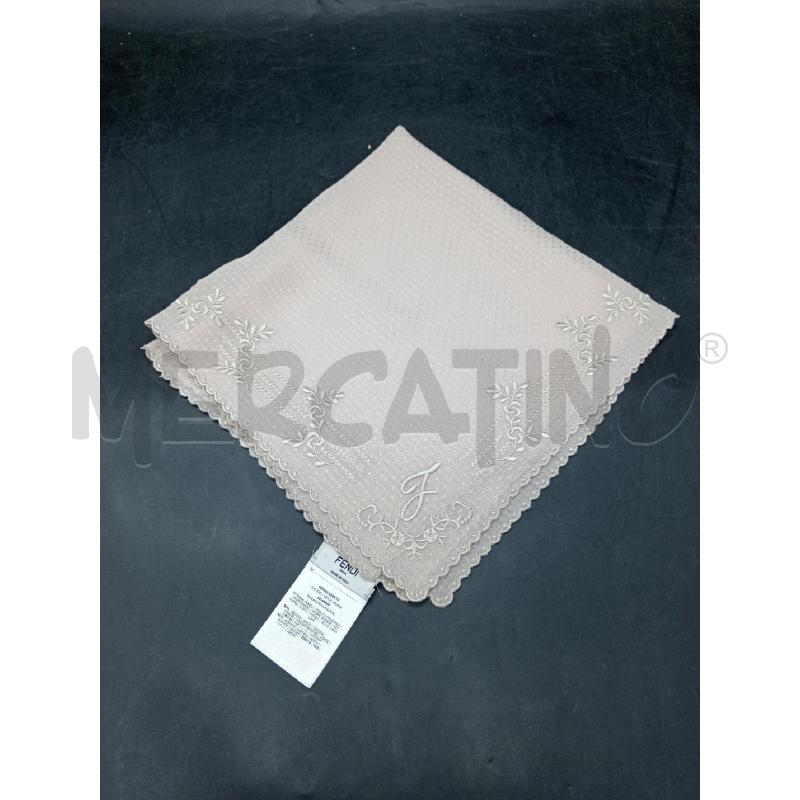 FAZZOLETTO FENDI ROSA RICAMATO | Mercatino dell'Usato Roma eur 1