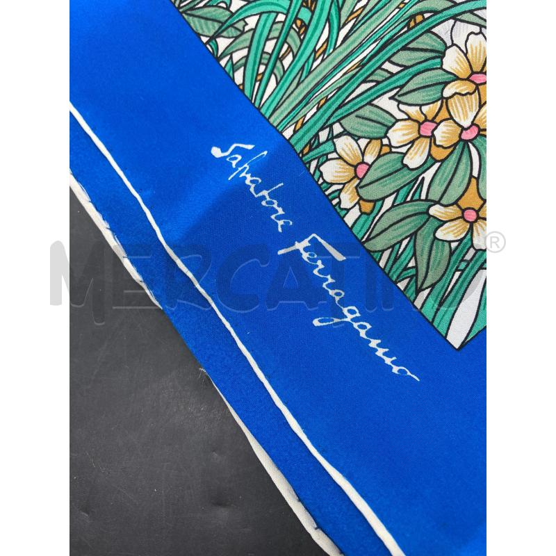 FOULARD SALVATORE FERRAGAMO ANATRE PROF BLU | Mercatino dell'Usato Roma eur 2