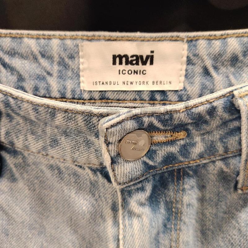 JEANS D MAVI CHIARO | Mercatino dell'Usato Roma eur 2