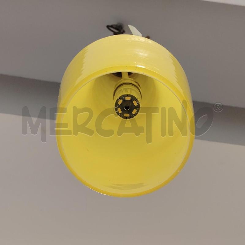 LAMPADARIO STILNOVO VET GIALLO | Mercatino dell'Usato Roma eur 2
