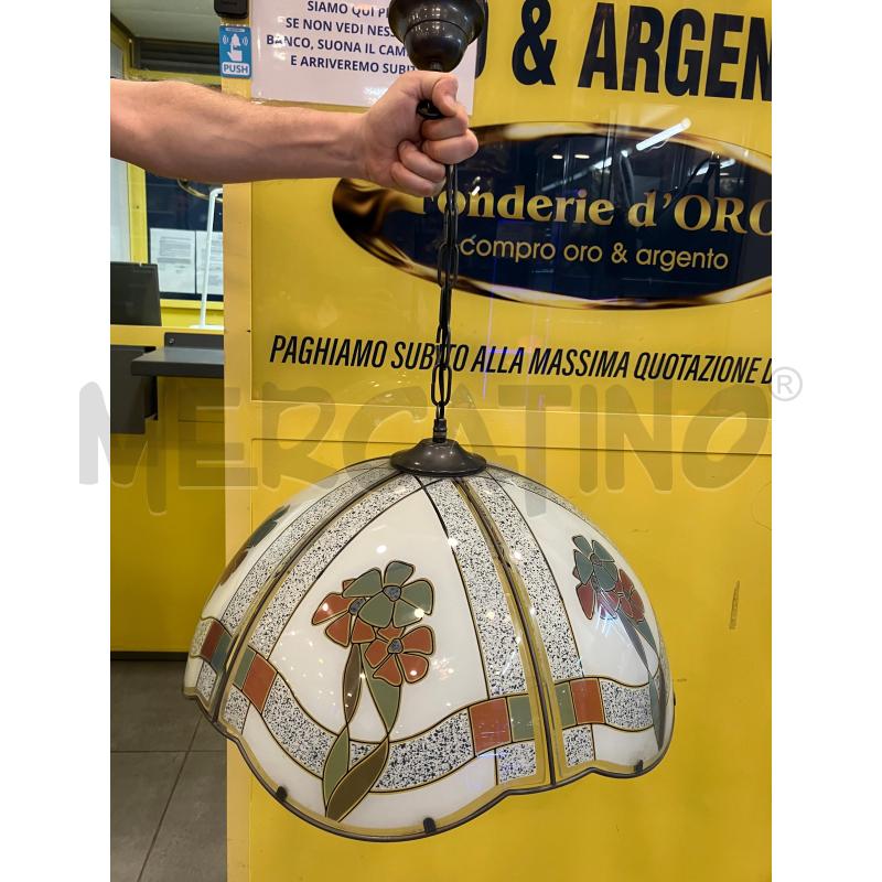 LAMPADARIO VETRO FIORI | Mercatino dell'Usato Roma eur 1