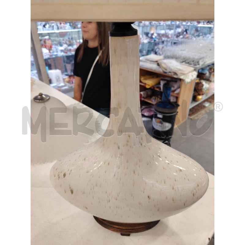 LAMPADA BEI OVALE BASE LEGNO | Mercatino dell'Usato Roma eur 2