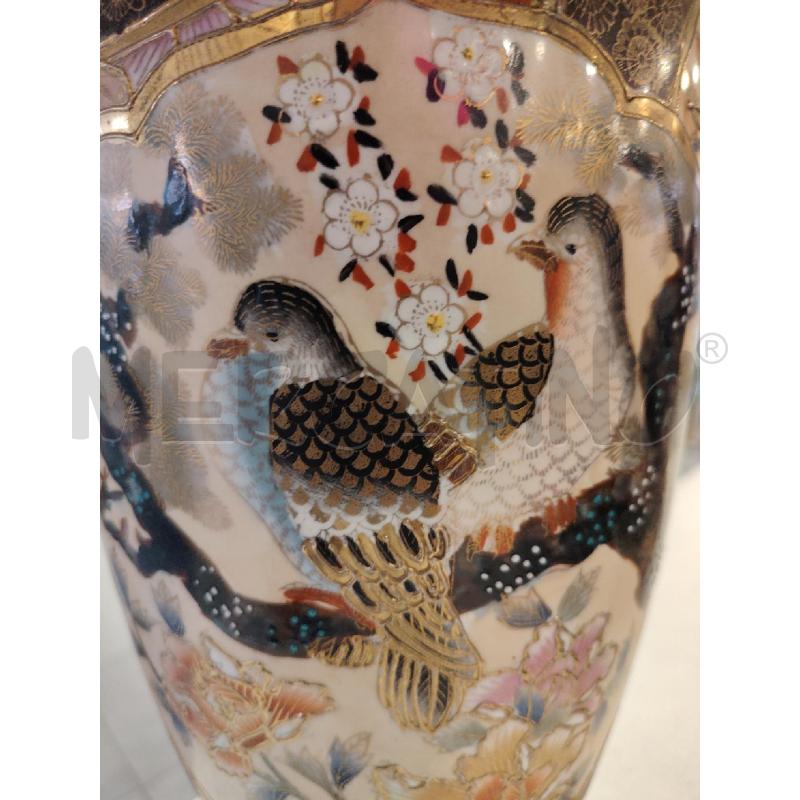LAMPADA CON BASE ORIENTALE  | Mercatino dell'Usato Roma eur 2