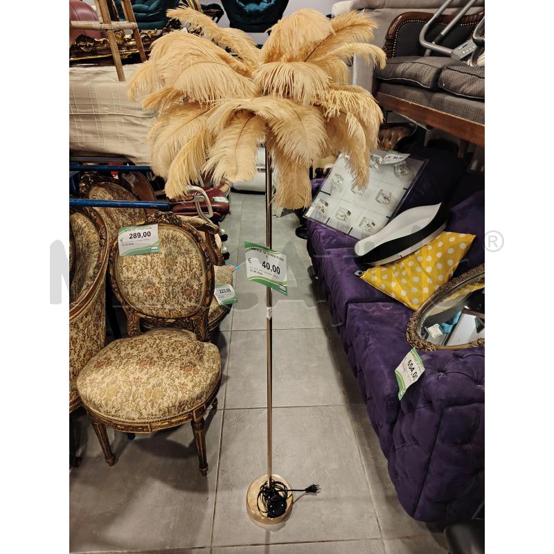 LAMPADA DA TERRA PIUME D | Mercatino dell'Usato Roma eur 1