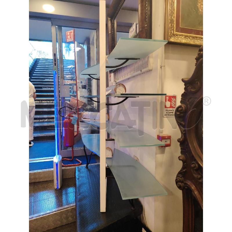 LIBRERIA 4RIP VET STA CORNICE BIA | Mercatino dell'Usato Roma eur 2