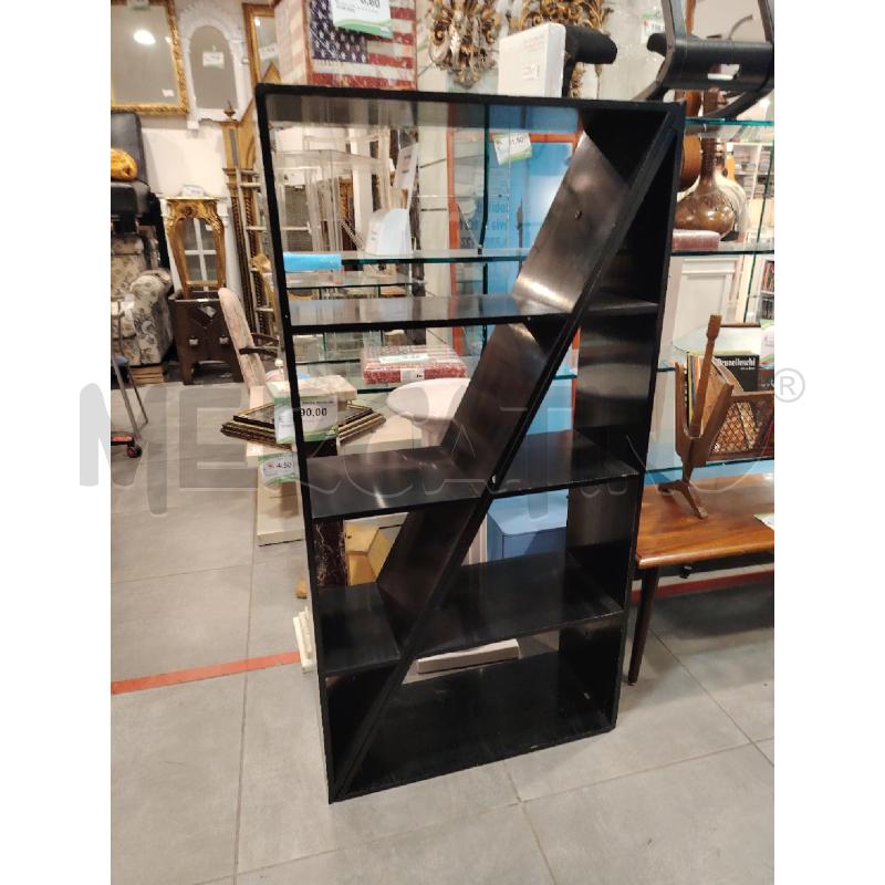 LIBRERIA NERA TRIANGOLI | Mercatino dell'Usato Roma eur 1