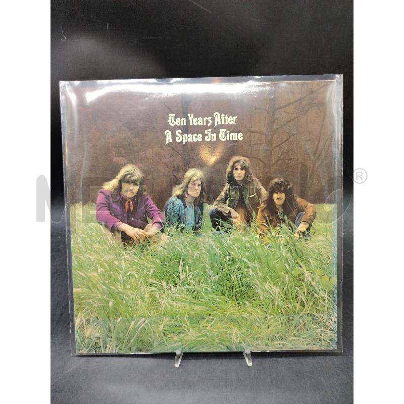 LP TEN YEARS AFTER A SPACE IN TIME | Mercatino dell'Usato Roma eur 1