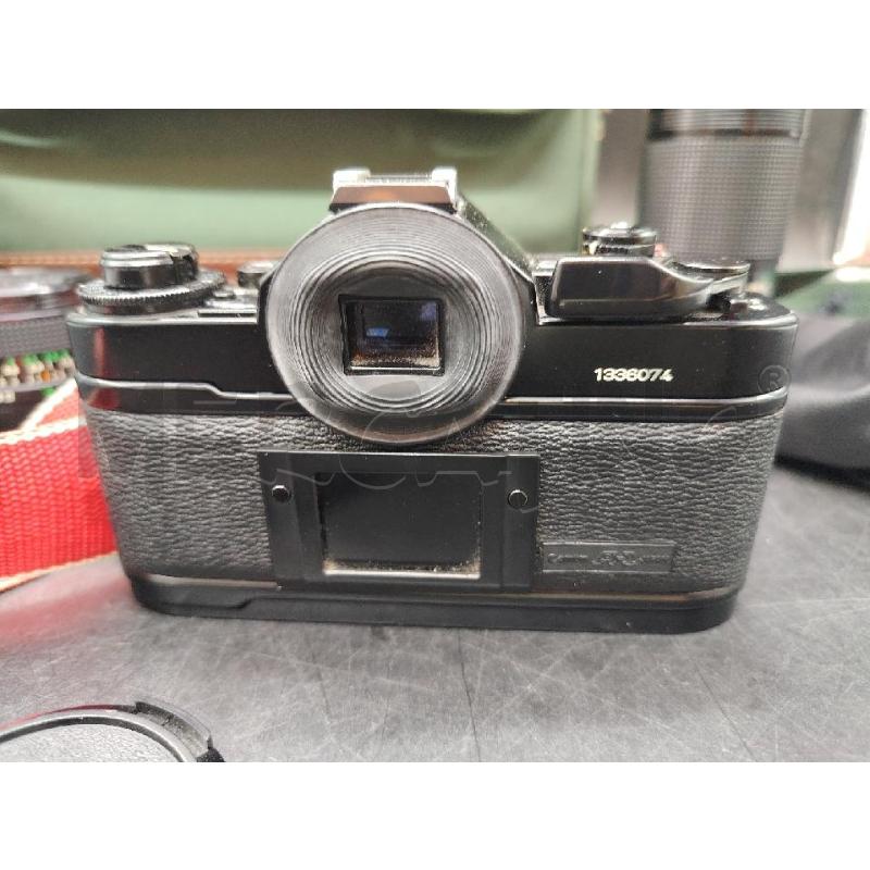 MACCHINA FOTOGRAFICA CANON A-1 + ACC | Mercatino dell'Usato Roma eur 3