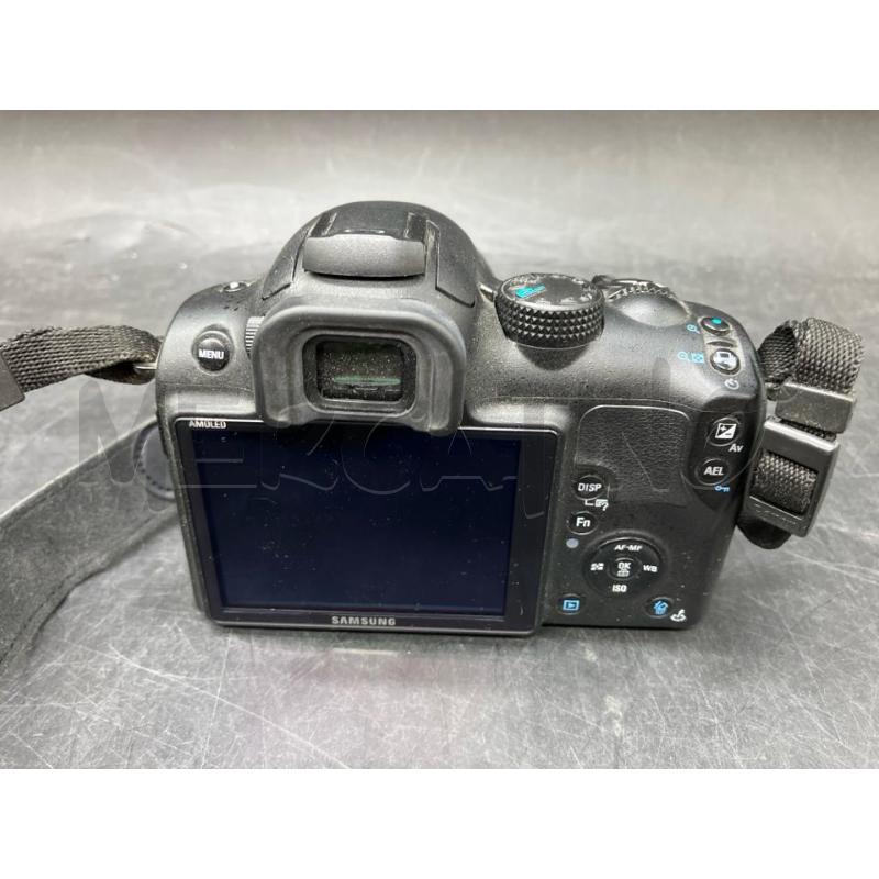 MACCHINA FOTOGRAFICA SAMSUNG NX10+ACC | Mercatino dell'Usato Roma eur 4