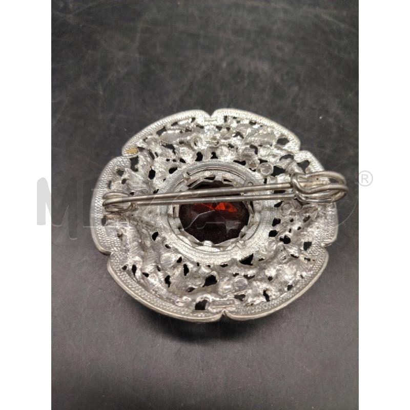 MAXI SPILLA BRITANIN PIETRA ARAN | Mercatino dell'Usato Roma eur 2