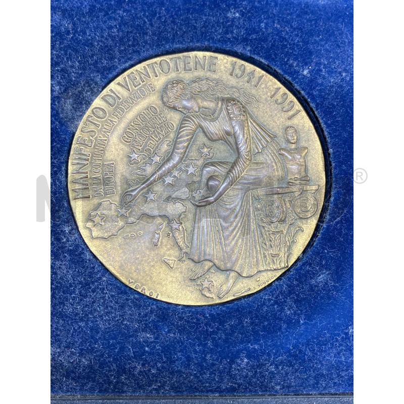 MEDAGLIA 50° ANNIVERSARIO MANIFESTO DI VENTOTENE | Mercatino dell'Usato Roma eur 2