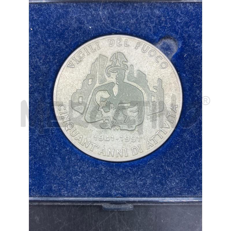 MEDAGLIA VIGILI DEL FUOCO 50 ANNI DI ATTIVITÀ | Mercatino dell'Usato Roma eur 2