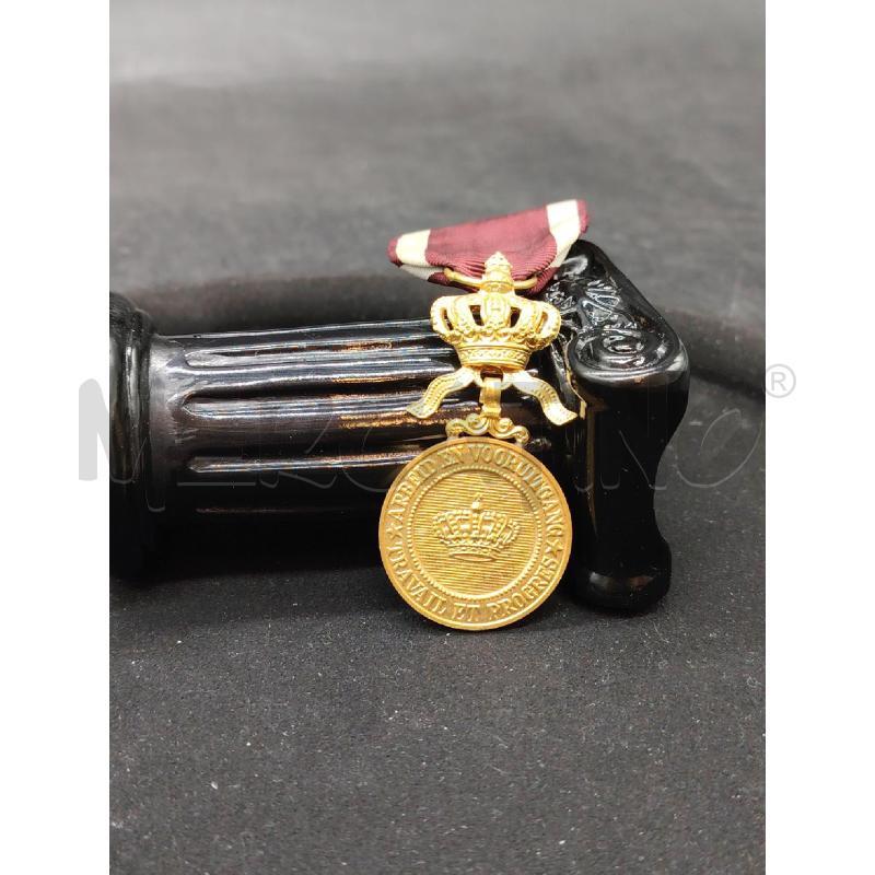 MEDAGLIA VITTORIO EMANUELE | Mercatino dell'Usato Roma eur 1