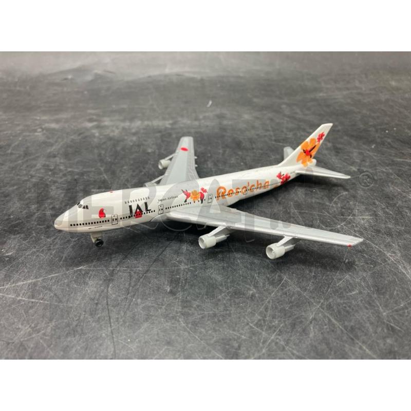 MODELLINO AEREO JAPAN AIRLINES JA8186 | Mercatino dell'Usato Roma eur 1