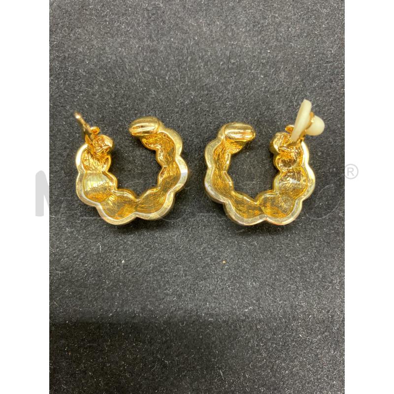 ORECCHINI CLIP DOR FIORE LATERALI | Mercatino dell'Usato Roma eur 2