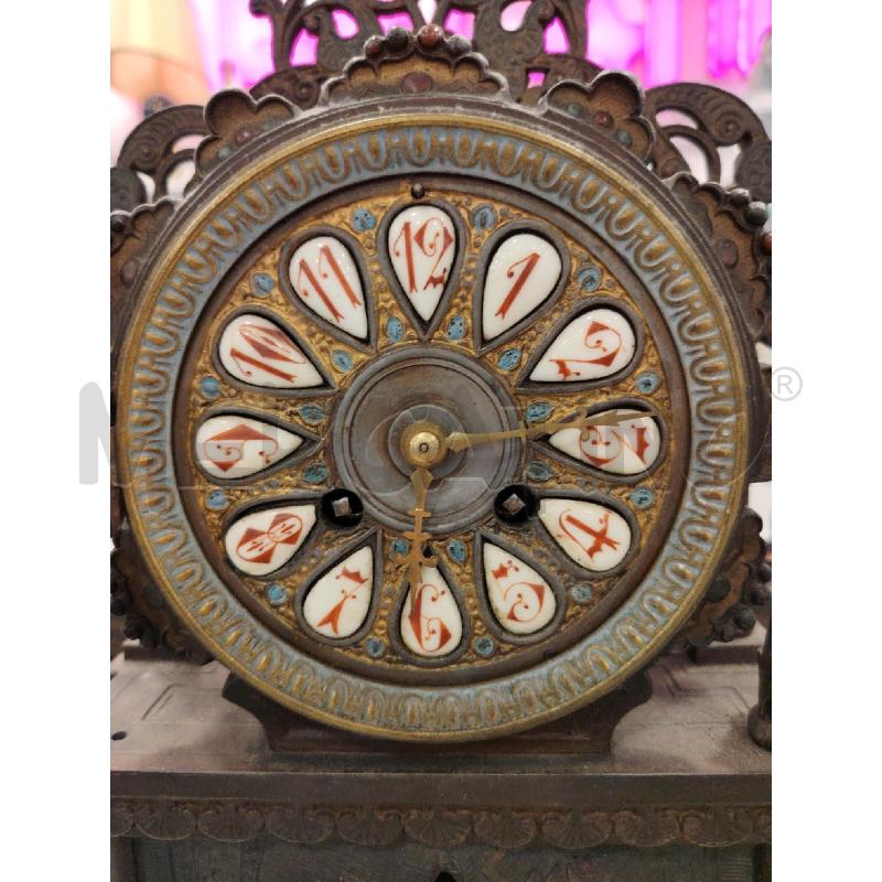 OROLOGIO  FIGURA ORIENTALE FEMMINILE | Mercatino dell'Usato Roma eur 2