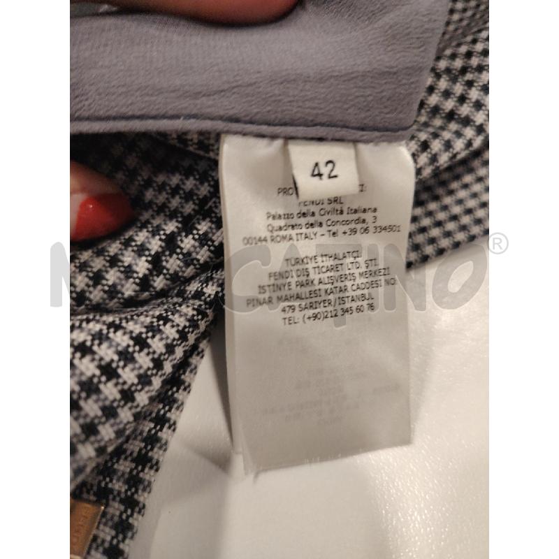 PANTALONCINO D FENDI PDP BIA NERO | Mercatino dell'Usato Roma eur 4