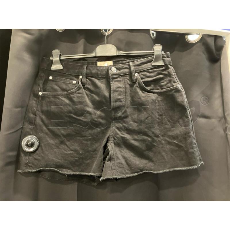 PANTALONCINO D SEZANE NERO | Mercatino dell'Usato Roma eur 1