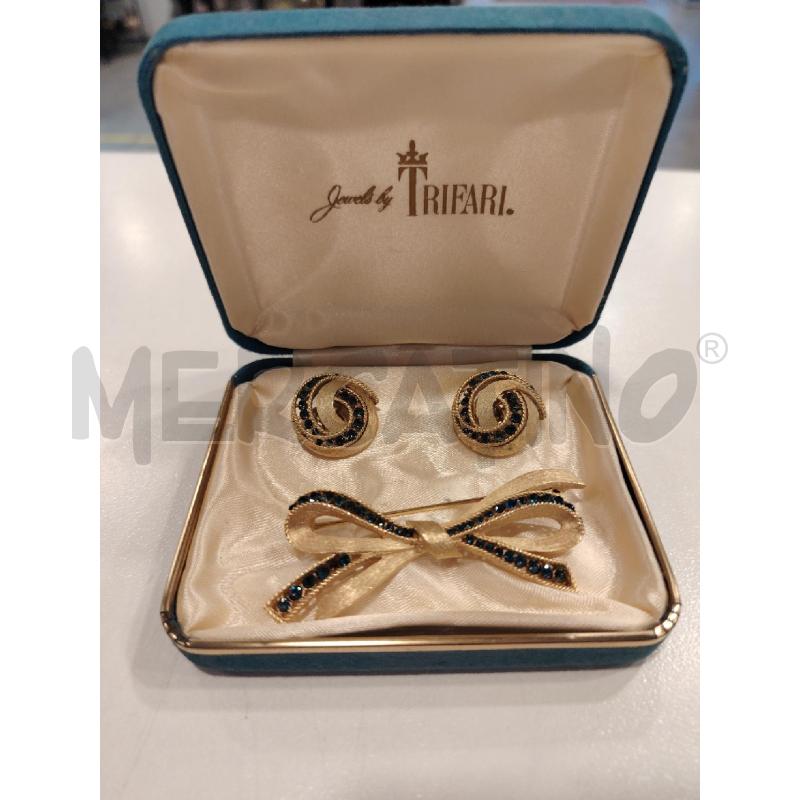 PARURE TRIFARI FIOCCO DOR + ORECCHINI STRASS BLU | Mercatino dell'Usato Roma eur 1