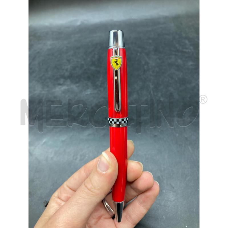 PENNA FERA FERRARI ROSSA | Mercatino dell'Usato Roma eur 2