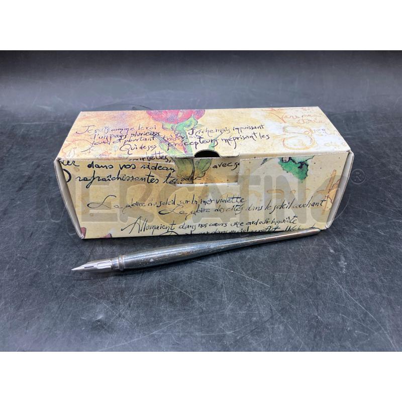 PENNA STILO CON SCATOLA | Mercatino dell'Usato Roma eur 1
