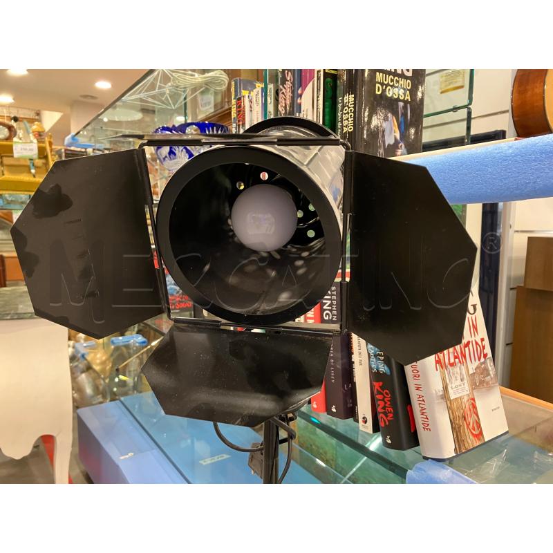 PIANTANA NERA SPOTLIGHT | Mercatino dell'Usato Roma eur 2