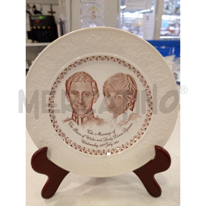PIATTO STAFFORD DIANA E CARLO  | Mercatino dell'Usato Roma eur 1