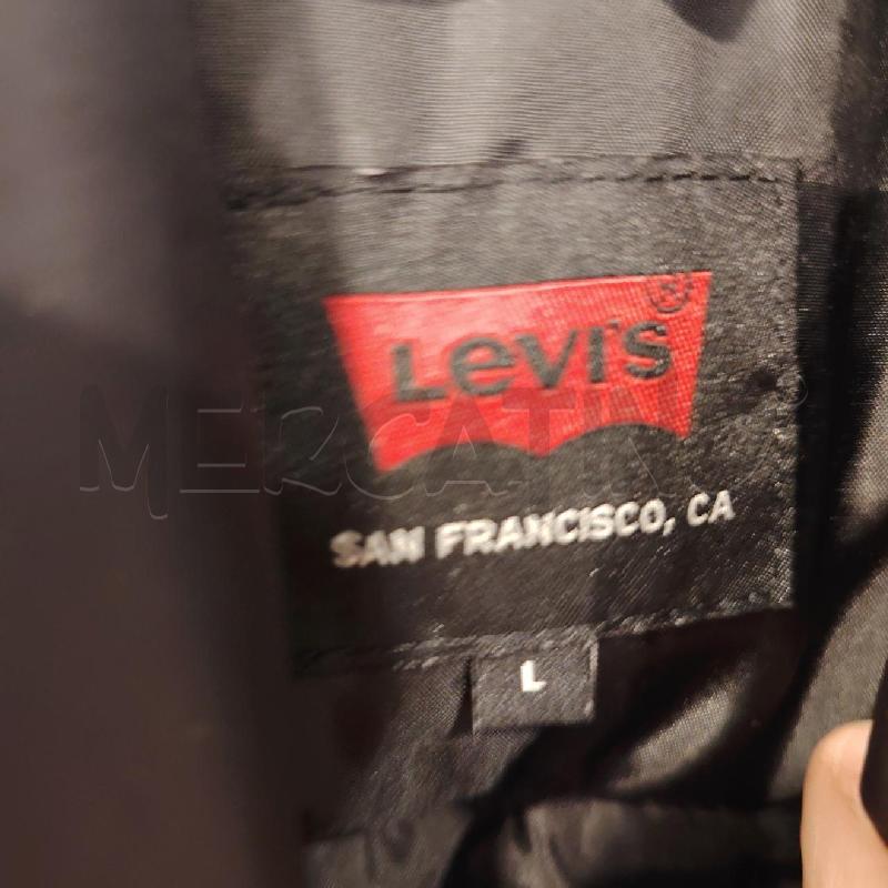 PIUMINO D LEVIS NE LOVO BIA | Mercatino dell'Usato Roma eur 2