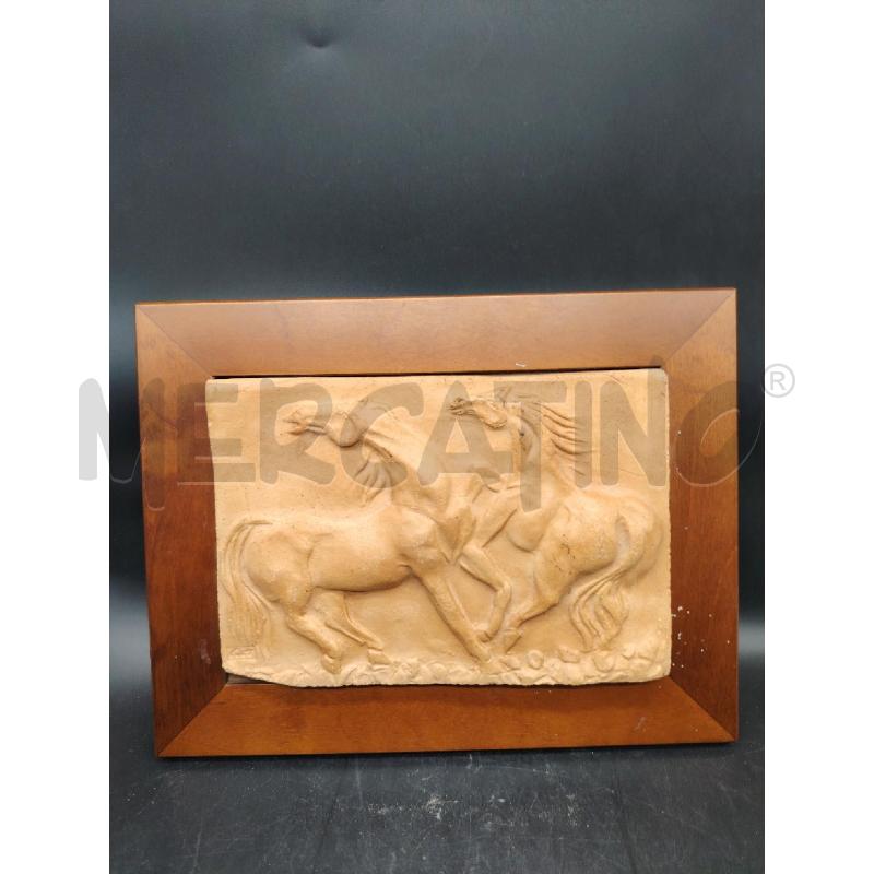 PLACCA TERRACOTTA RILIEVO CAVALLI A FIRMA G. CONTE | Mercatino dell'Usato Roma eur 1
